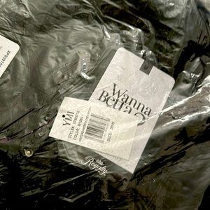 Royalty jeans size 20 black brand new jeans.